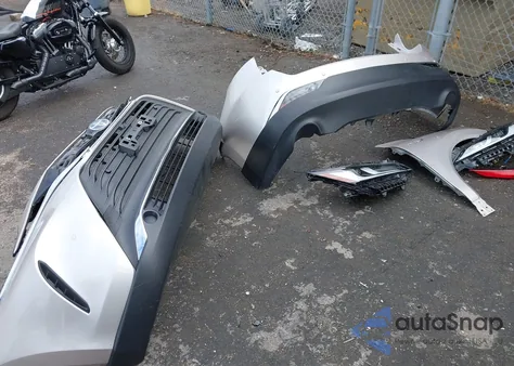 2021 Toyota Venza Limited из США, поврежденный, VIN JTEAAAAH2MJ045092